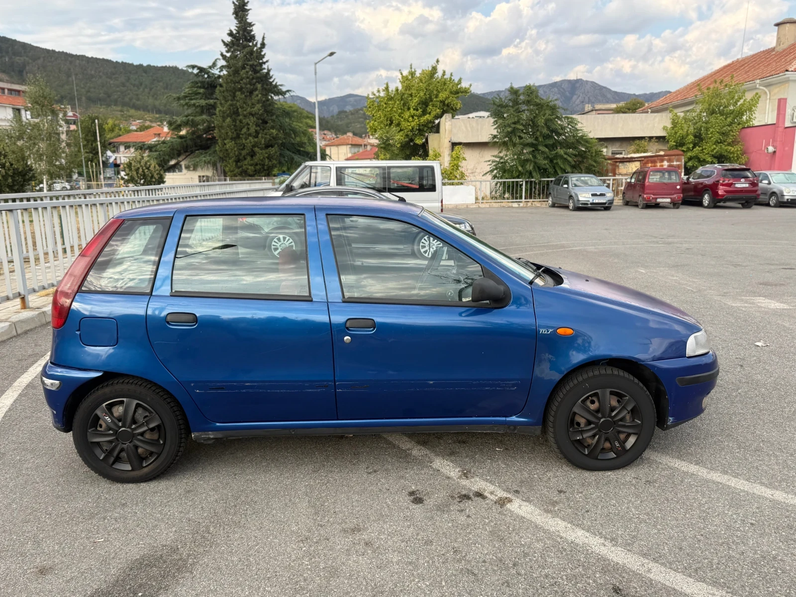 Fiat Punto 1.7D, снимка 7 - Автомобили и джипове - 55930173