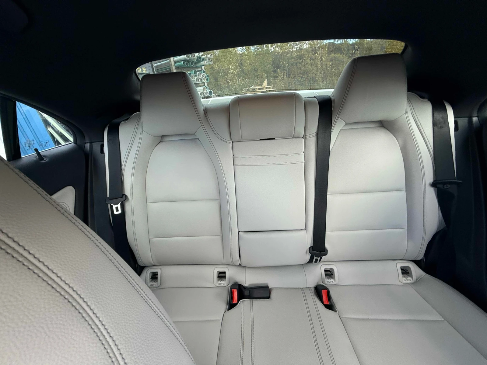 Mercedes-Benz CLA 250 * CARFAX * ОПЦИЯ ЗА ФИНАНСИРАНЕ, снимка 12 - Автомобили и джипове - 56024961