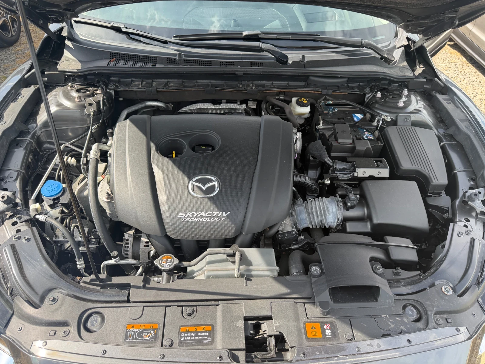 Mazda 6 2.5 SKYACTIVE-G 100000 km., снимка 16 - Автомобили и джипове - 56158930