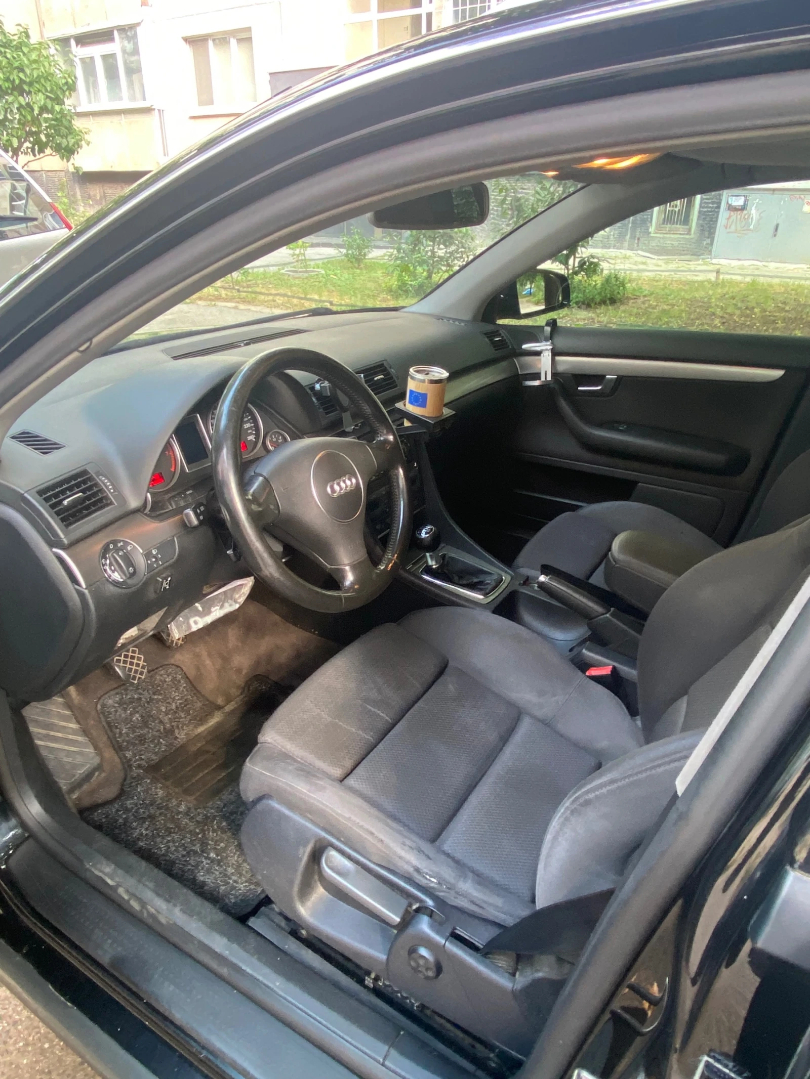 Audi A4 1.8T, снимка 6 - Автомобили и джипове - 56188576