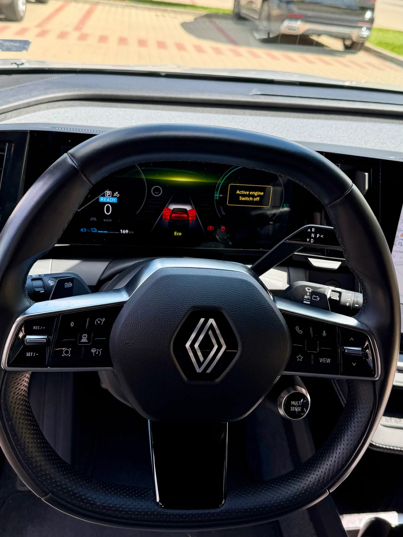 Renault Megane E-tech 60 kWh Techno, снимка 11 - Автомобили и джипове - 56258159