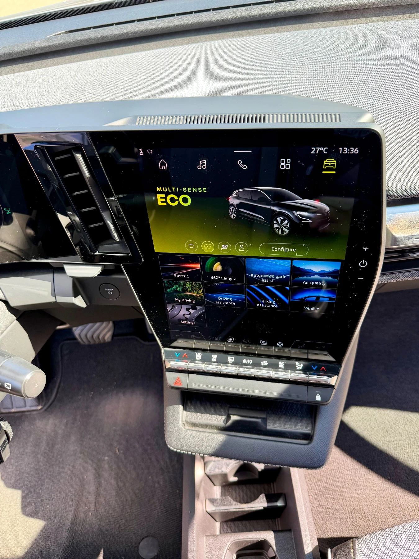Renault Megane E-tech 60 kWh Techno, снимка 12 - Автомобили и джипове - 56258159