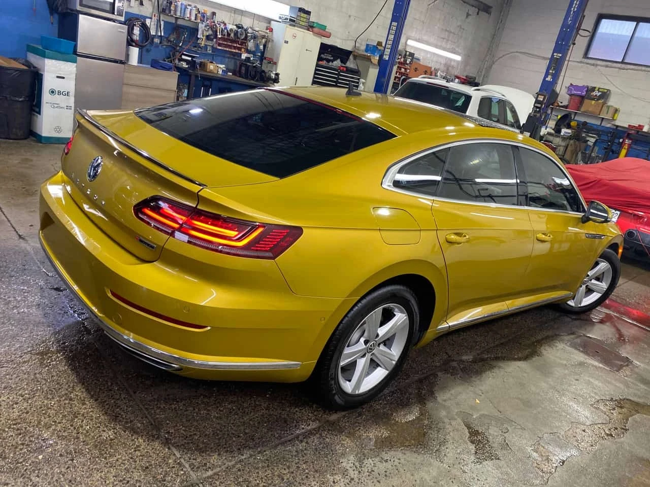 VW Arteon * Auto * CARFAX * ��� ������������ ������ | Mobile.bg � ����������� 3