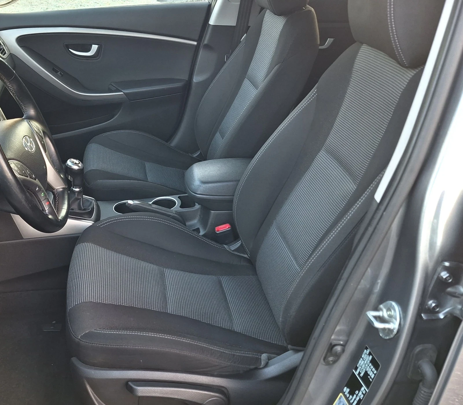 Hyundai I30 1.6-FaceLift-EURO-6 (�������-����������) | Mobile.bg � ����������� 11