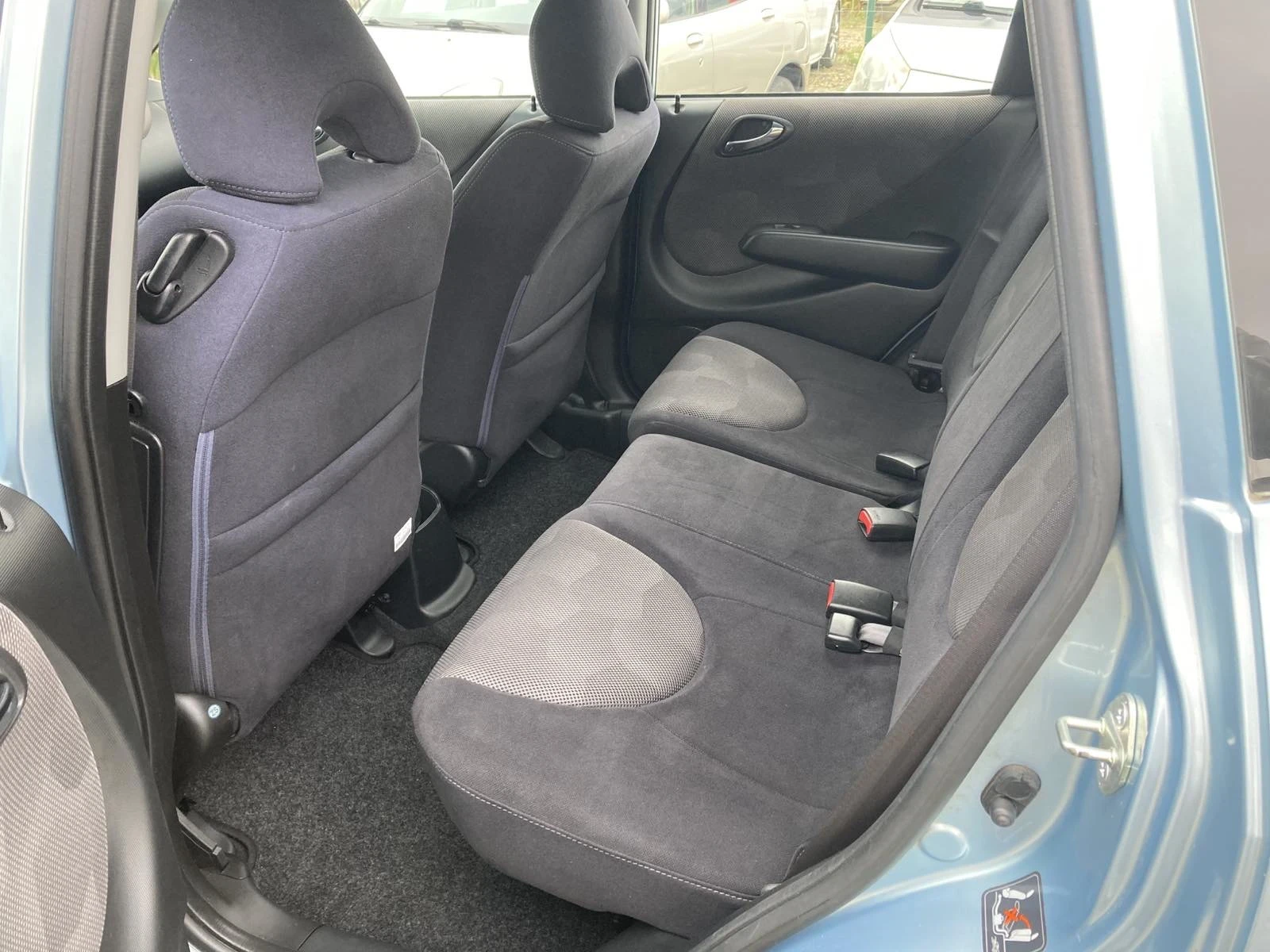 Honda Jazz 1.4Automat, снимка 8 - Автомобили и джипове - 56714089