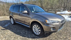 Mitsubishi Outlander 2.4i 4x4 7м. Navigator, снимка 1