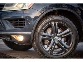 VW Touareg * Wolfsburg Edition * CARFAX * ЦЕНА ДО БГ, снимка 9