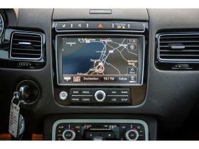 VW Touareg * Wolfsburg Edition * CARFAX * ЦЕНА ДО БГ, снимка 16