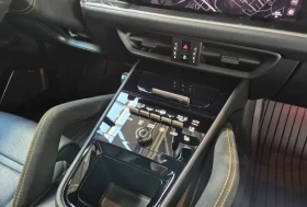 Porsche Cayenne Turbo E-Hybrid = Carbon Design = Гаранция, снимка 11