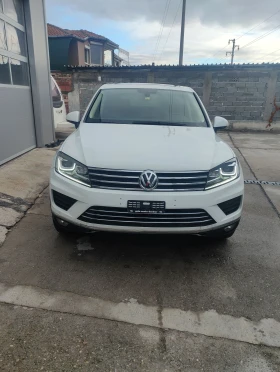 VW Touareg 3.0 d Facelift Panorama, снимка 2