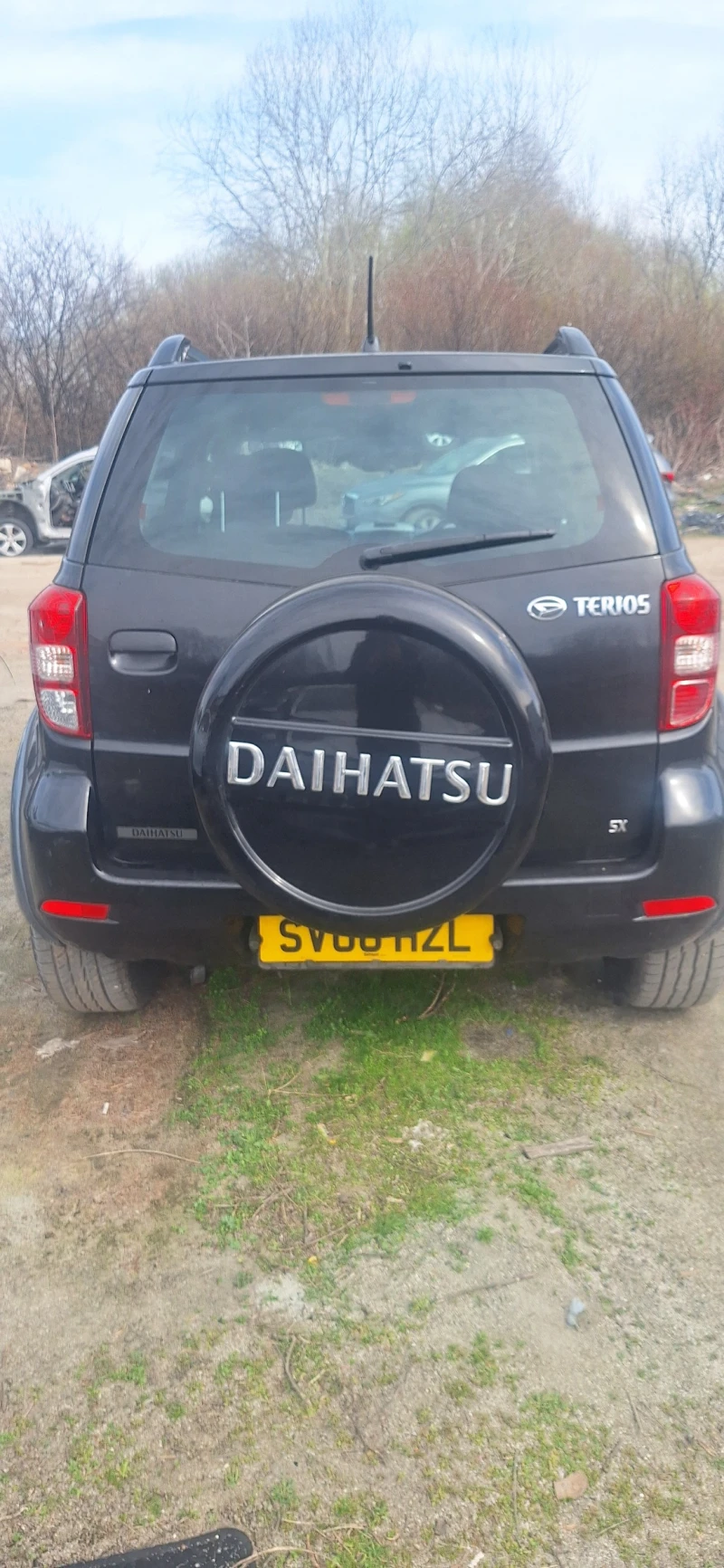 Daihatsu Terios 1.5 4x4 НА ЧАСТИ , снимка 3 - Автомобили и джипове - 49450510