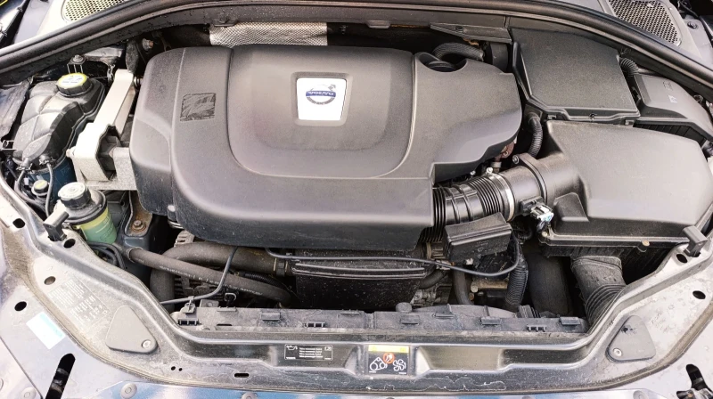 Volvo XC60 2.0 163k.c Нидерландия , снимка 8 - Автомобили и джипове - 52999742