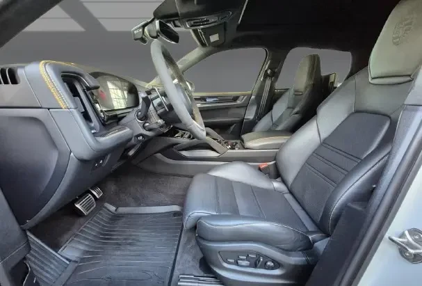 Porsche Cayenne Turbo E-Hybrid = Carbon Design = Гаранция, снимка 8 - Автомобили и джипове - 55085811