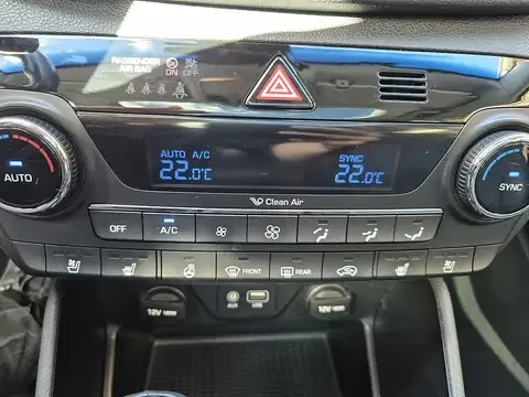 Hyundai Tucson 2.0CRDI 4WD PREMIUM FULL* PANORAMA | Mobile.bg � ����������� 10