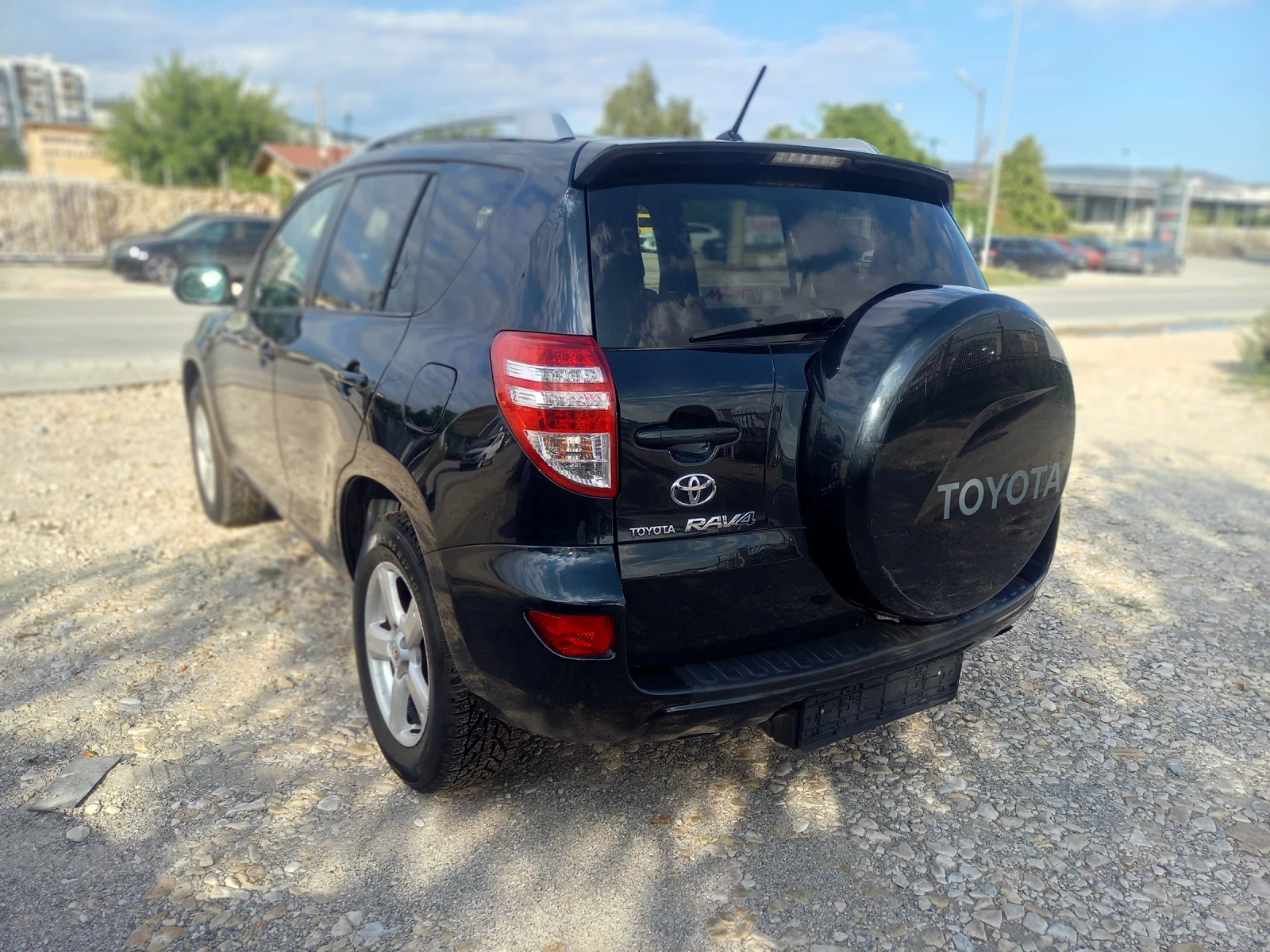 Toyota Rav4 2.2d4d navi koja - изображение 6