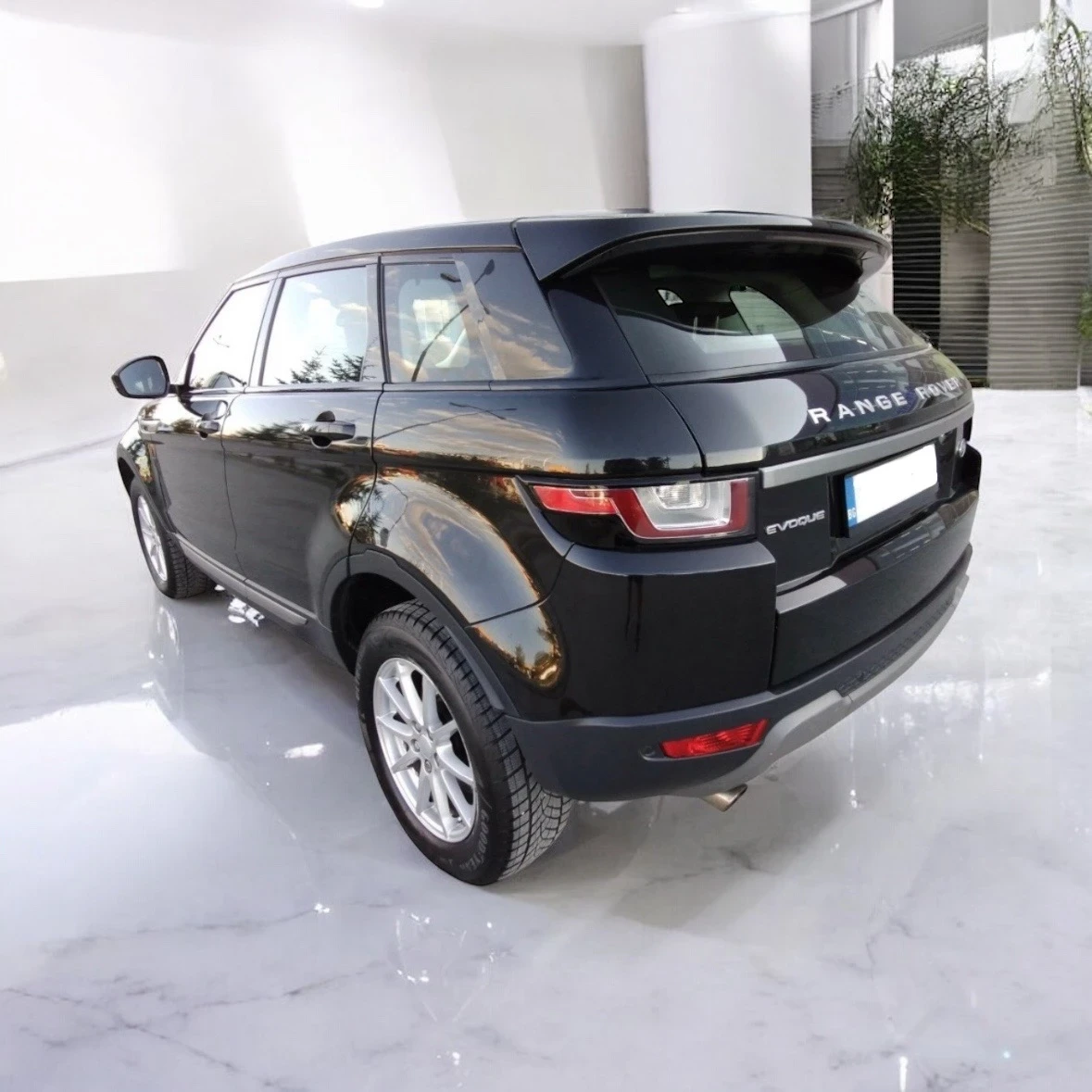 Land Rover Range Rover Evoque  - изображение 2