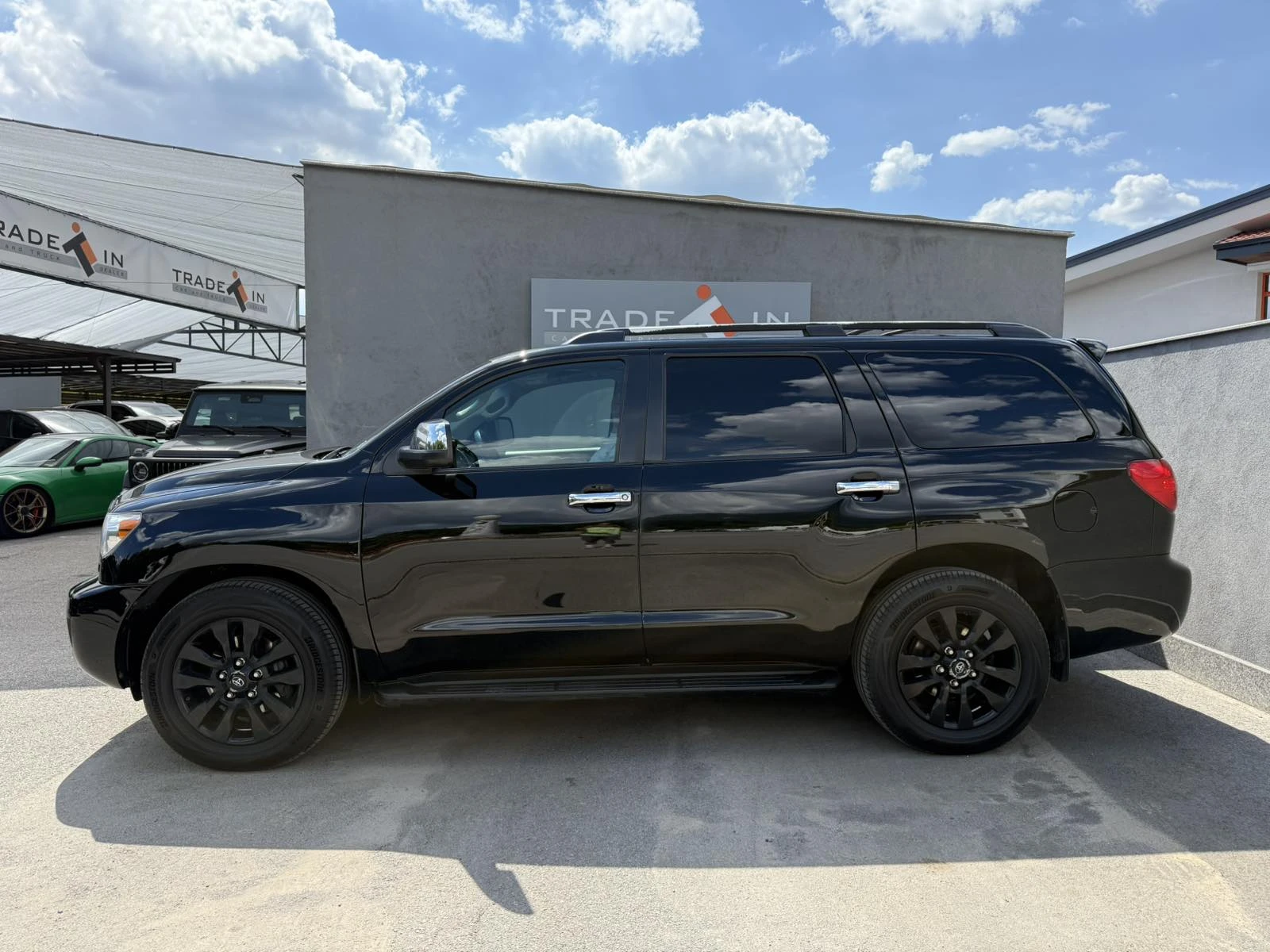 Toyota Sequoia 5.7L V8 PLATINUM - изображение 7