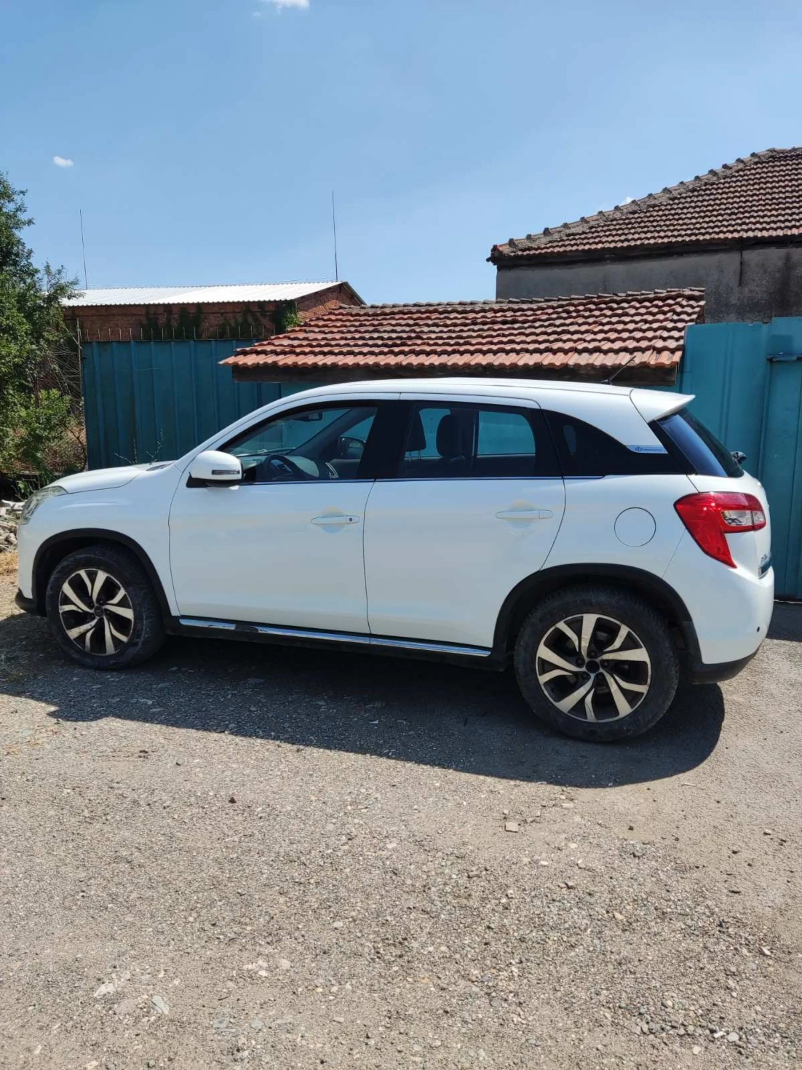 Citroen C4 AIRCROSS  - изображение 4