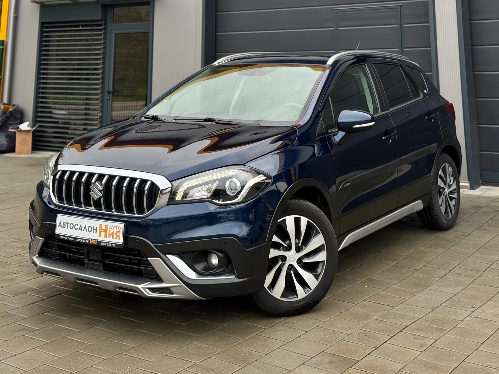 Suzuki SX4 S-Cross 1.4i * Distronic* Keyless* Panorama* Camera* 