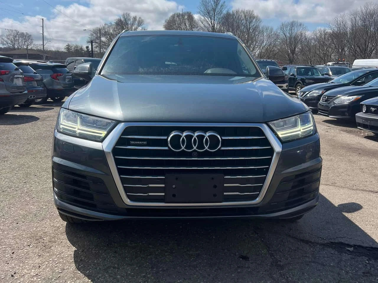 Audi Q7 * Technik * ПЕРФЕКТВО СЕРВИЗИРАНА * 360 КАМЕРА * , снимка 5 - Автомобили и джипове - 54166128