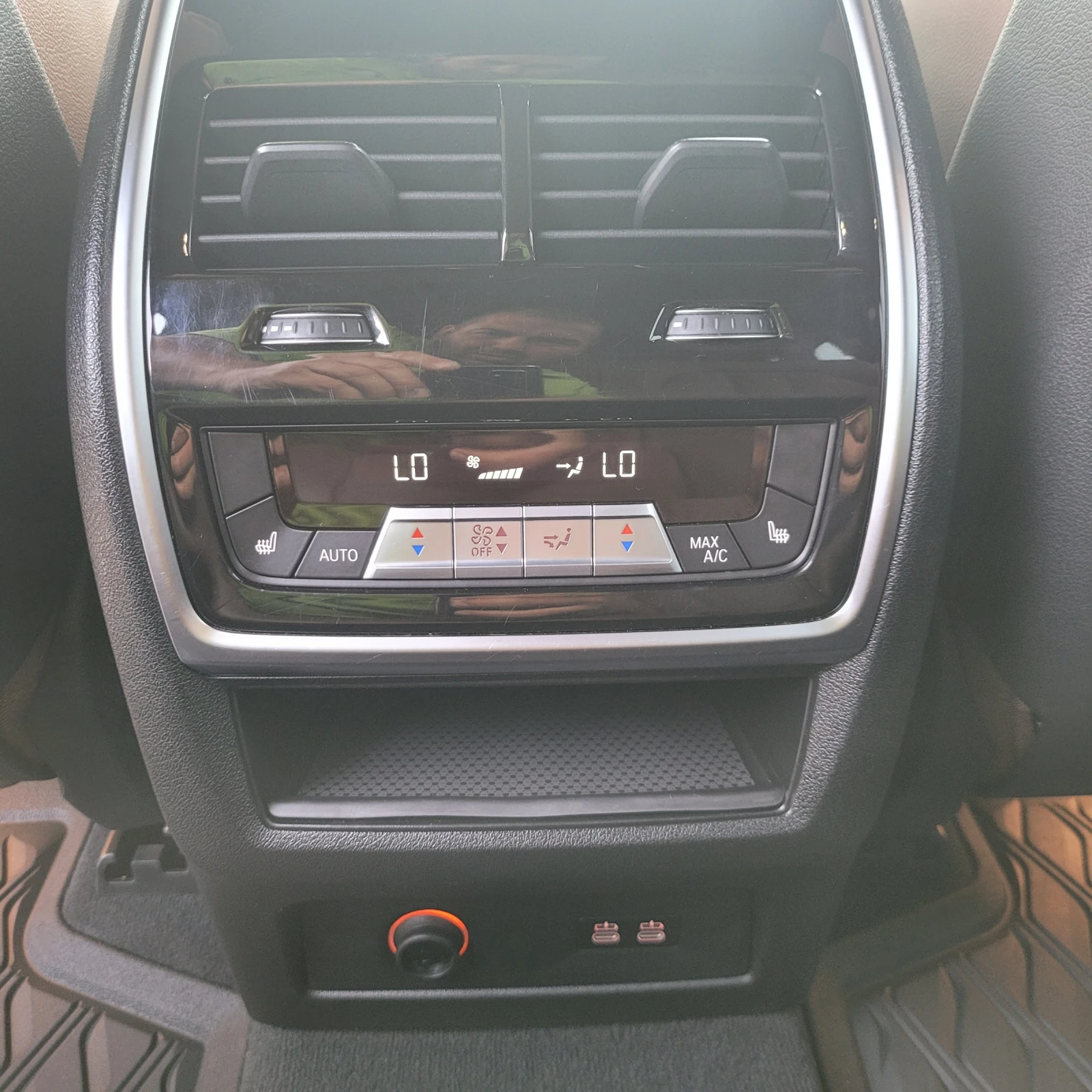 BMW X7 40i, снимка 14 - Автомобили и джипове - 54655686