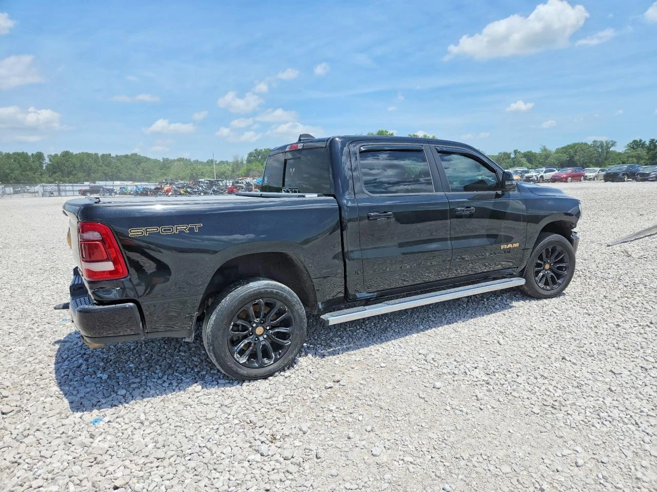 Dodge RAM 1500 LARAMIE* 5.7* AWD* КОЖА* ПОДГРЕВ* NAVI* LED* , снимка 3 - Автомобили и джипове - 55562975