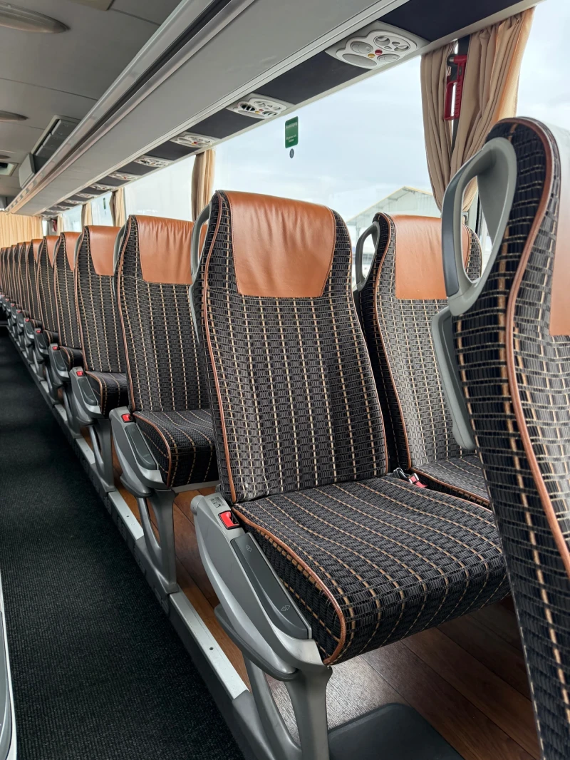 Mercedes-Benz Tourismo Euro5 52места, снимка 12 - Бусове и автобуси - 52930406