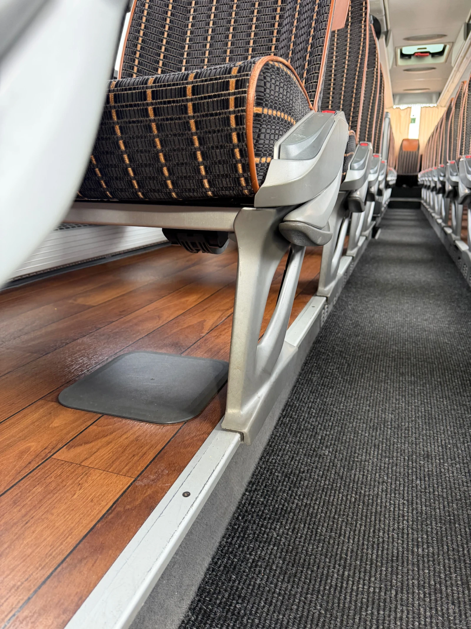 Mercedes-Benz Tourismo Euro5 52����� | Mobile.bg � ����������� 17