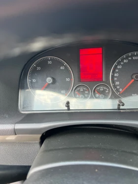 VW Touran 1.9 TDI 105 к.с., снимка 13