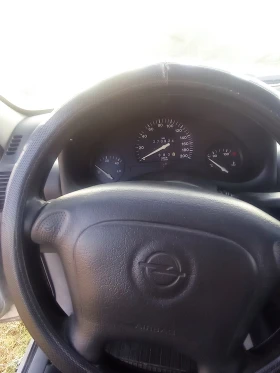 Opel Corsa 1400, снимка 16