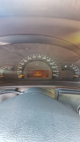 Mercedes-Benz C 200, снимка 8
