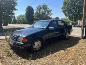 Mercedes-Benz C 180, снимка 2