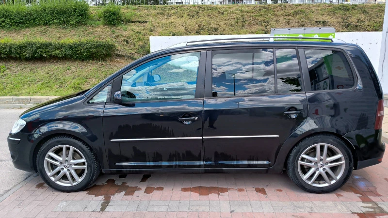 VW Touran D&G, Parking Assistant , снимка 3 - Автомобили и джипове - 47457458