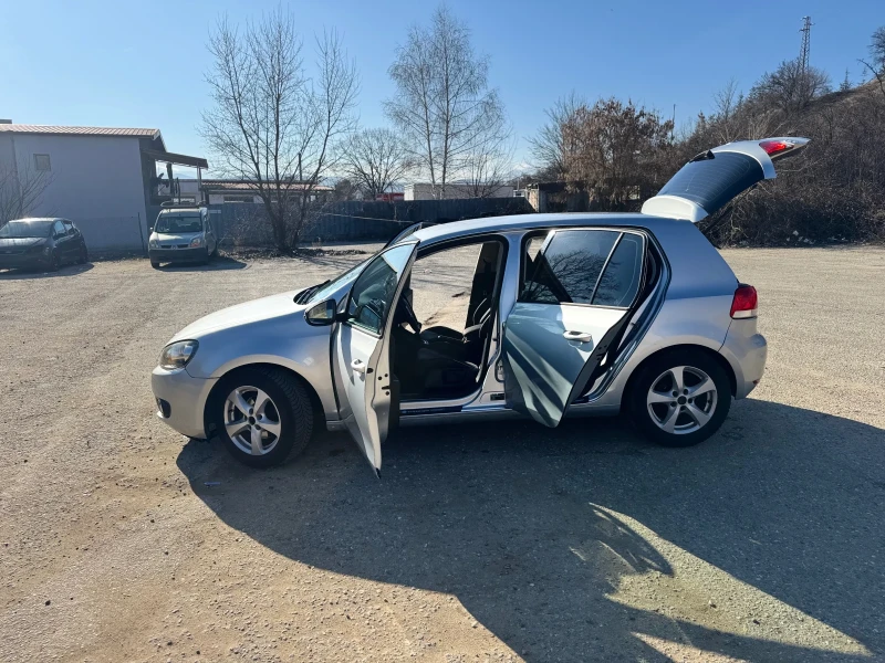 VW Golf 1.6 TDI  HIGHLINE, снимка 2 - Автомобили и джипове - 48558846