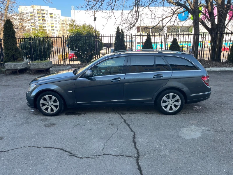 Mercedes-Benz E 220 Avantgarde, снимка 2 - Автомобили и джипове - 49010531