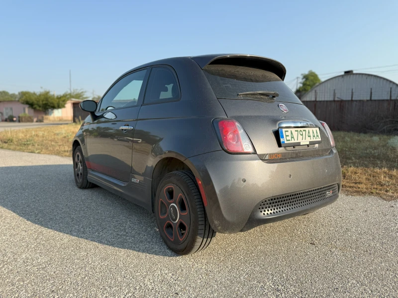 Fiat 500 e, снимка 4 - Автомобили и джипове - 52584372
