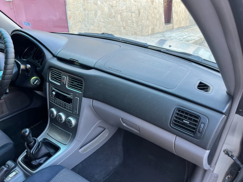 Subaru Forester, снимка 13 - Автомобили и джипове - 52569380