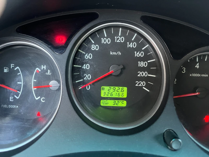 Subaru Forester, снимка 17 - Автомобили и джипове - 52569380