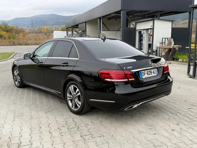Mercedes-Benz E 300 ТОП СЪСТОЯНИЕ BLUETEC HYBRID , снимка 7 - Автомобили и джипове - 52090499