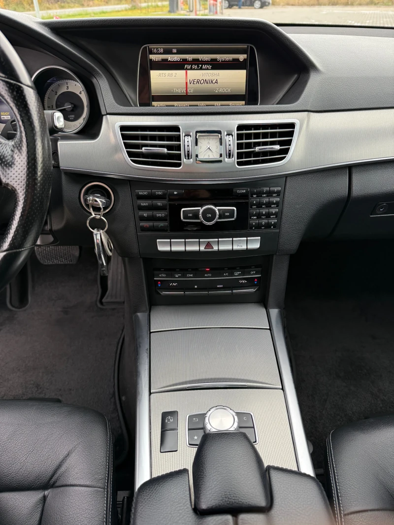 Mercedes-Benz E 300 ТОП СЪСТОЯНИЕ BLUETEC HYBRID , снимка 12 - Автомобили и джипове - 52090499