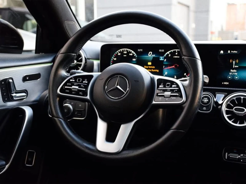 Mercedes-Benz A 220 4MATIC * * CARFAX * * АВТОКРЕДИТ * * , снимка 8 - Автомобили и джипове - 53000628