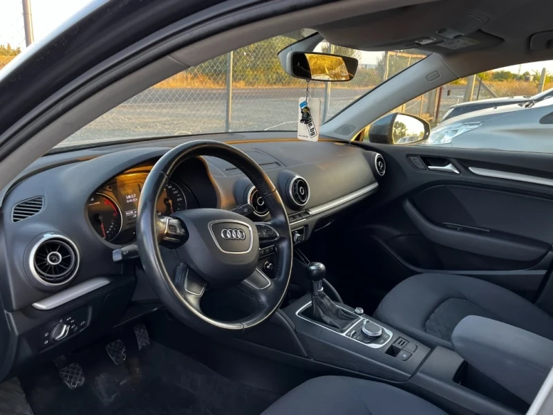 Audi A3 2.0 TDI S Line, Седан, снимка 9 - Автомобили и джипове - 53008019