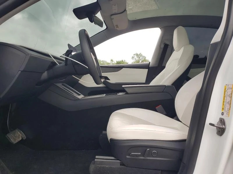 Tesla Model Y LONG RANGE, снимка 7 - Автомобили и джипове - 56712859