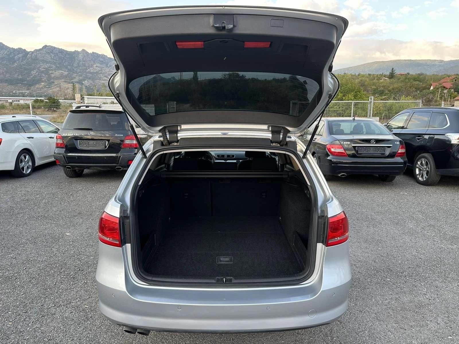 VW Passat 2.0TDI* DSG* ECO* ПОДГРЕВ* ТОП СЪСТОЯНИЕ!! | Mobile.bg — изображение 16