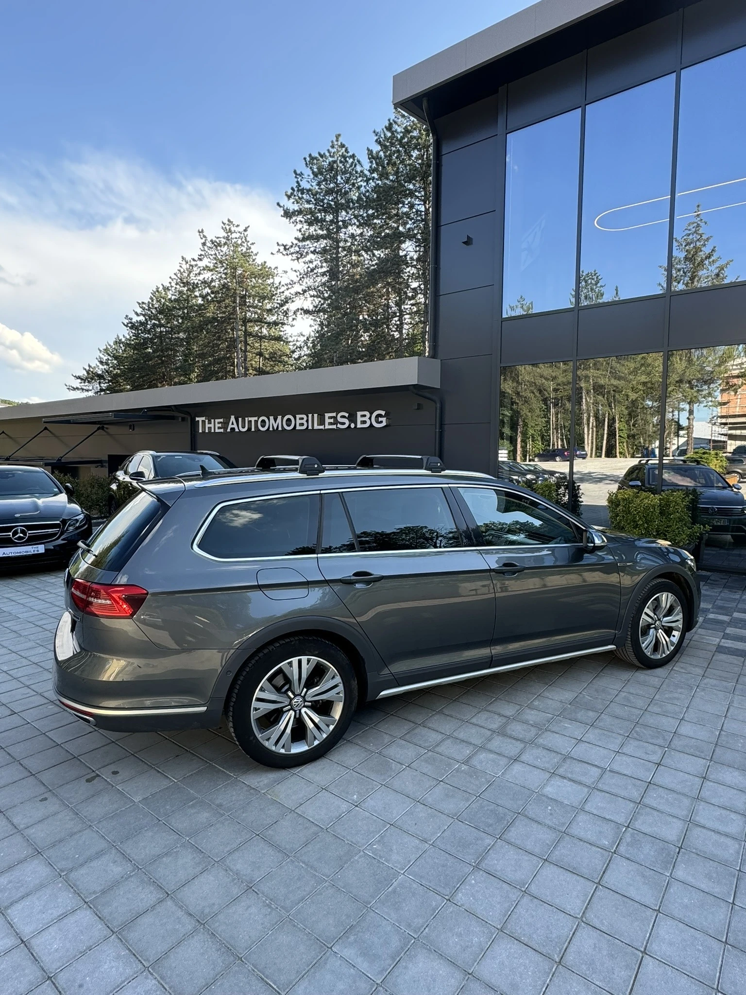 VW Passat 2, 0 TDI Alltrack - изображение 9