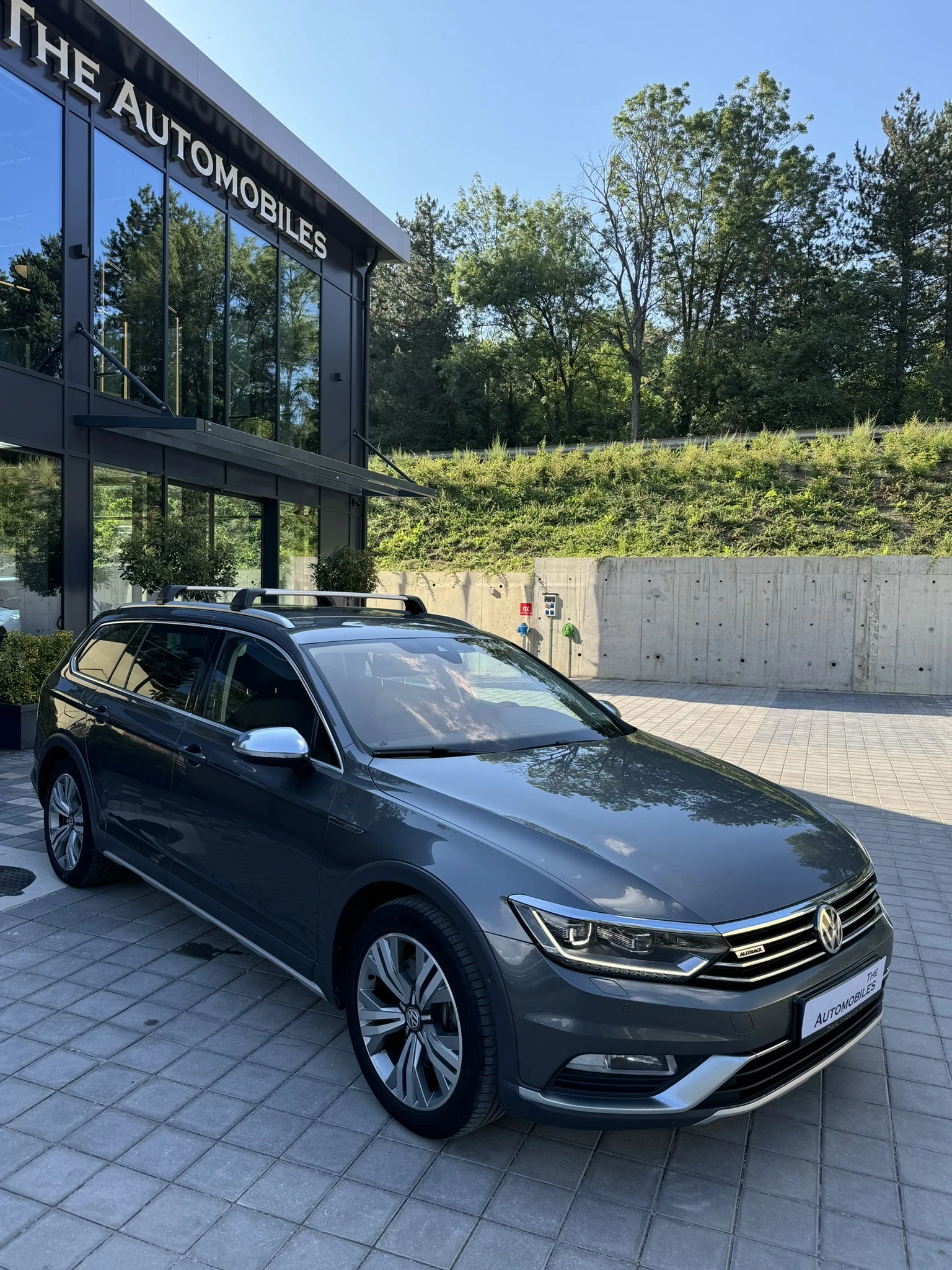 VW Passat 2, 0 TDI Alltrack - изображение 3