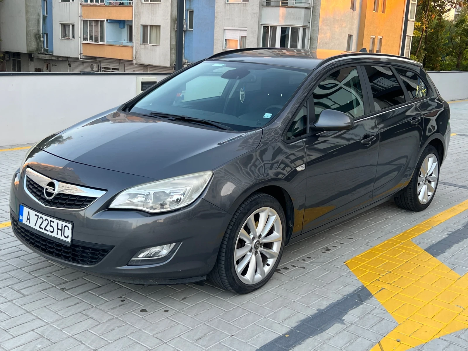 Opel Astra  - изображение 8