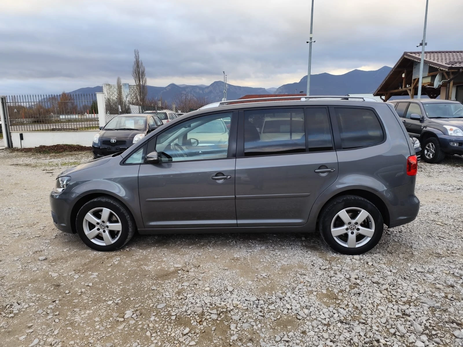 VW Touran 2.0TDI 140кс  - изображение 9