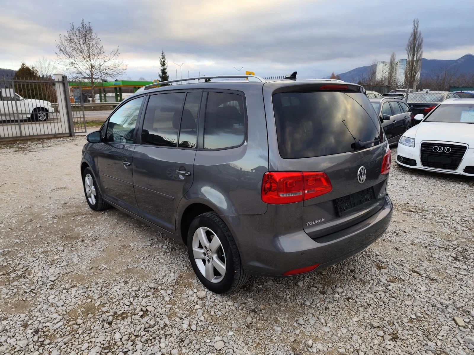 VW Touran 2.0TDI 140кс  - изображение 8