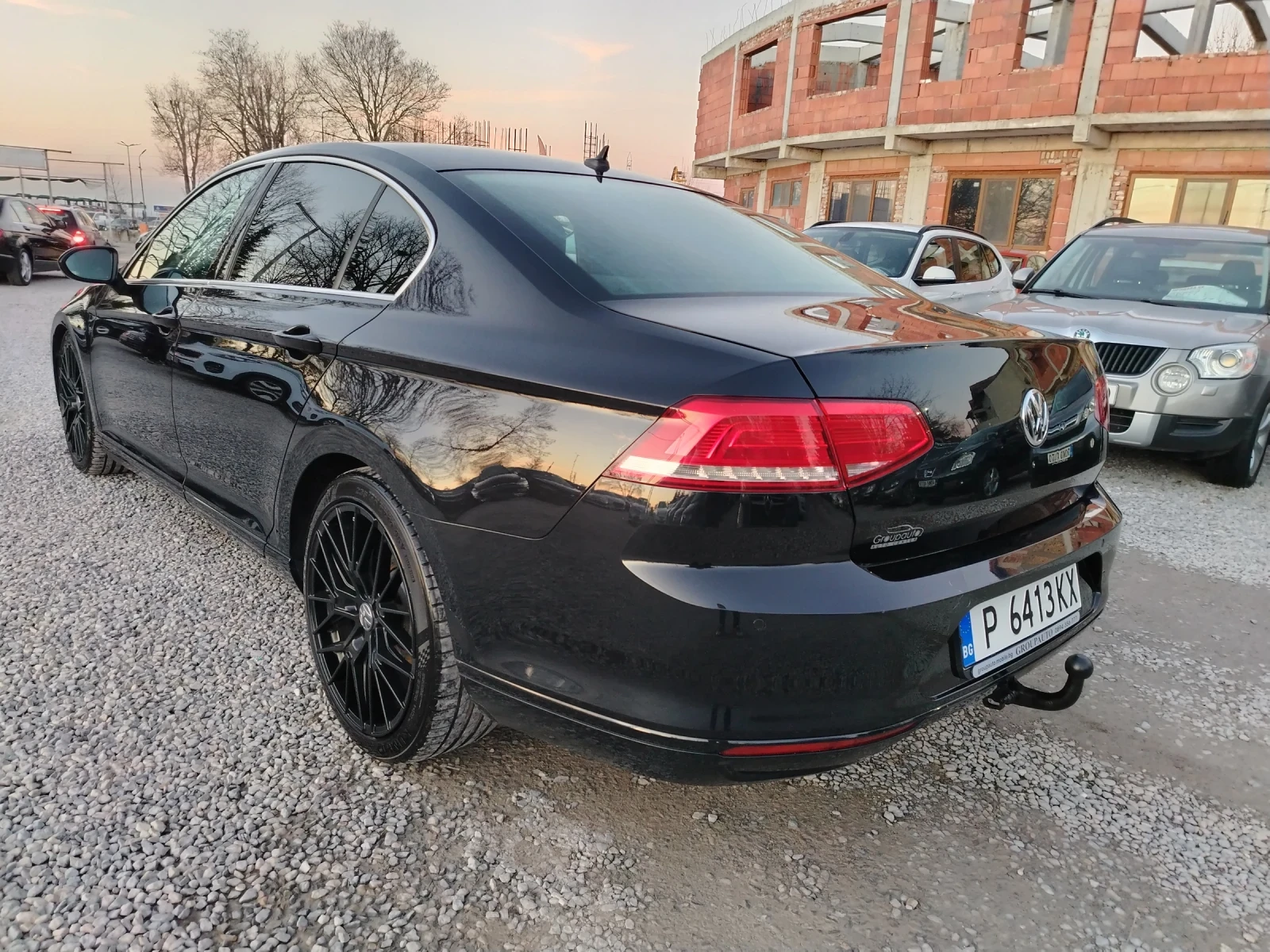 VW Passat 2.0TDI-150к.с/DSG/FULL LED/НАВИГАЦИЯ/ОБСЛУЖЕН!!!  - изображение 5